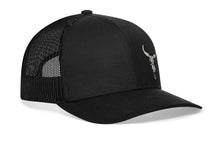 Load image into Gallery viewer, Bull Skull Trucker Hat  |  Black Steer Snapback
